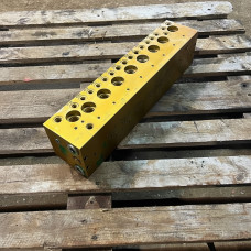 Ремонт блоку розприділення гідравліки John Deere